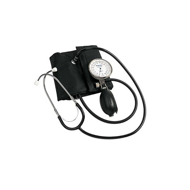 Monitor della pressione sanguigna e stetoscopio
